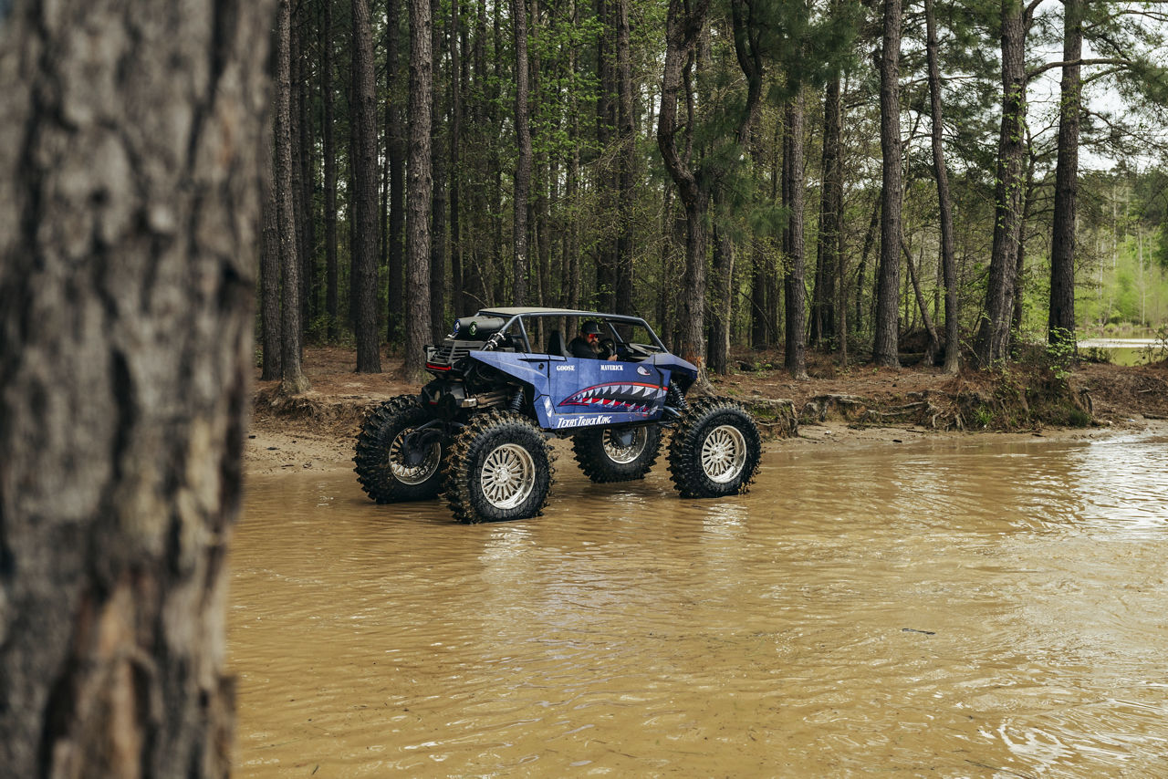 2023 Polaris RZR - KMC UTV SHOCKWAVE FORGED - Polished | MSA Wheels